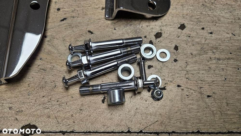 Stelaż oparcia śruby Honda VT750DC Black Widow   08F75-MCR-A00 - 5