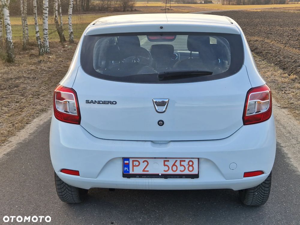 Dacia Sandero 1.2 16V 75 Essentiel - 5