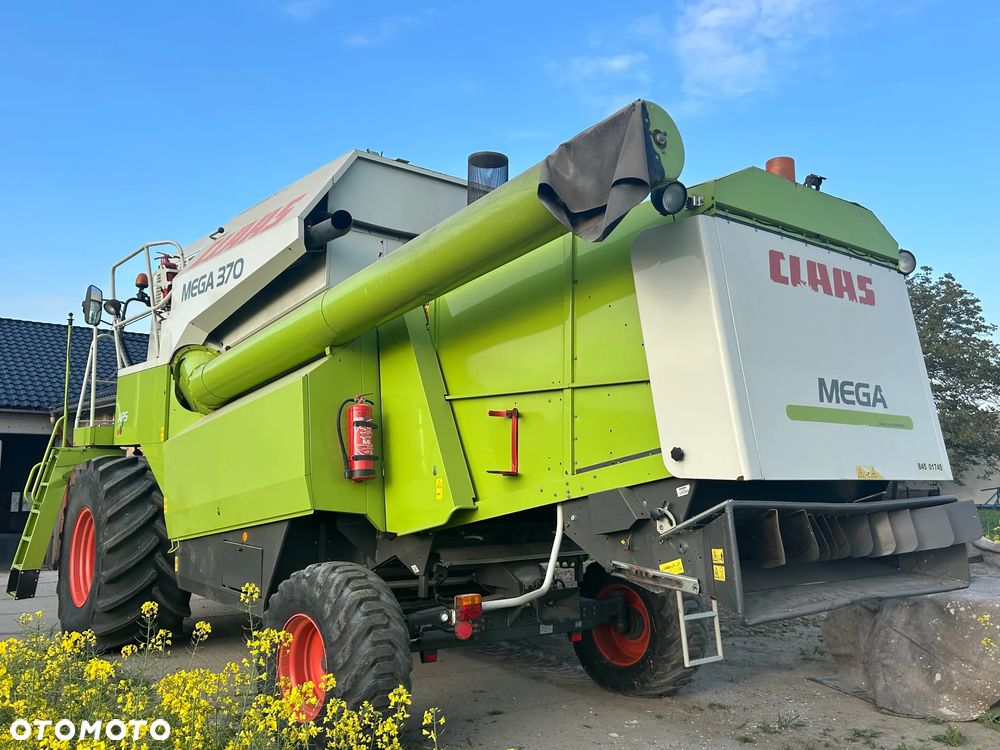 Claas Mega 370 - 2