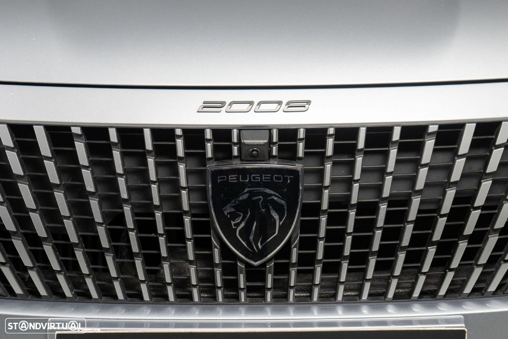 Peugeot 2008 1.2 PureTech GT EAT8 - 14