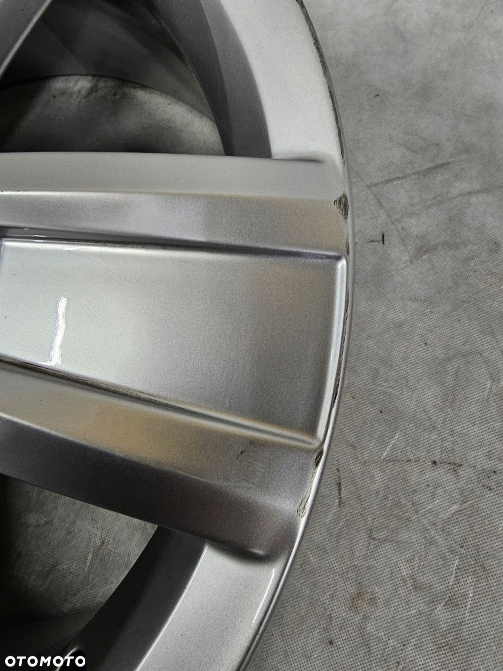 Felga VW T5 T6 7x17 ET56 7E0601025M - 3