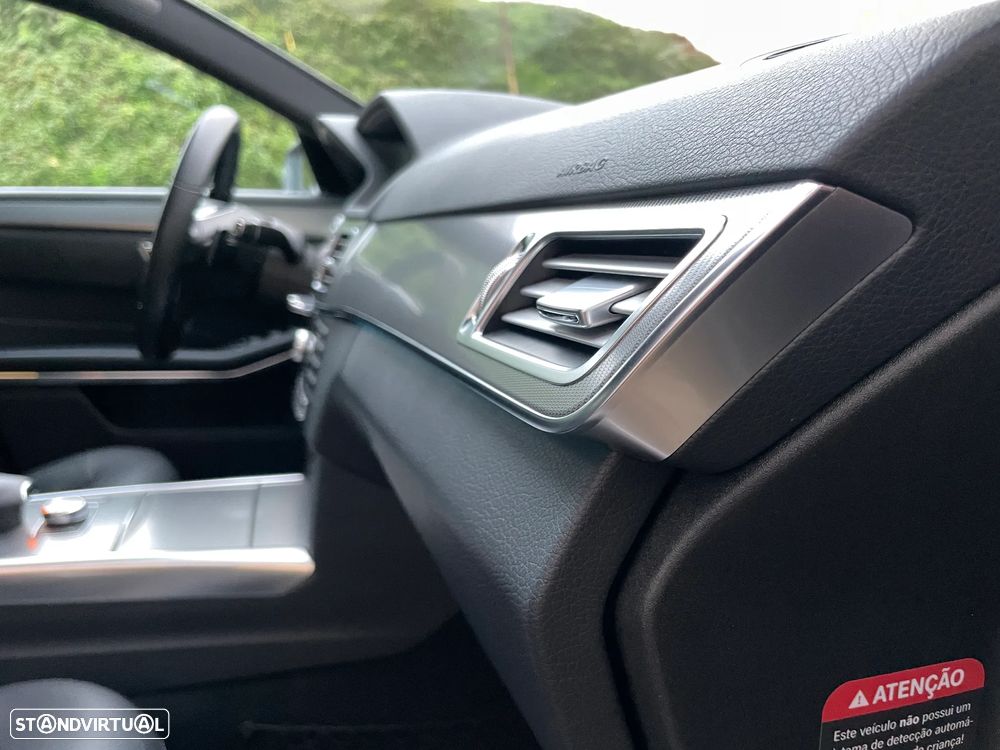 Mercedes-Benz E 300 Bluetec Hybrid Avantgarde - 45