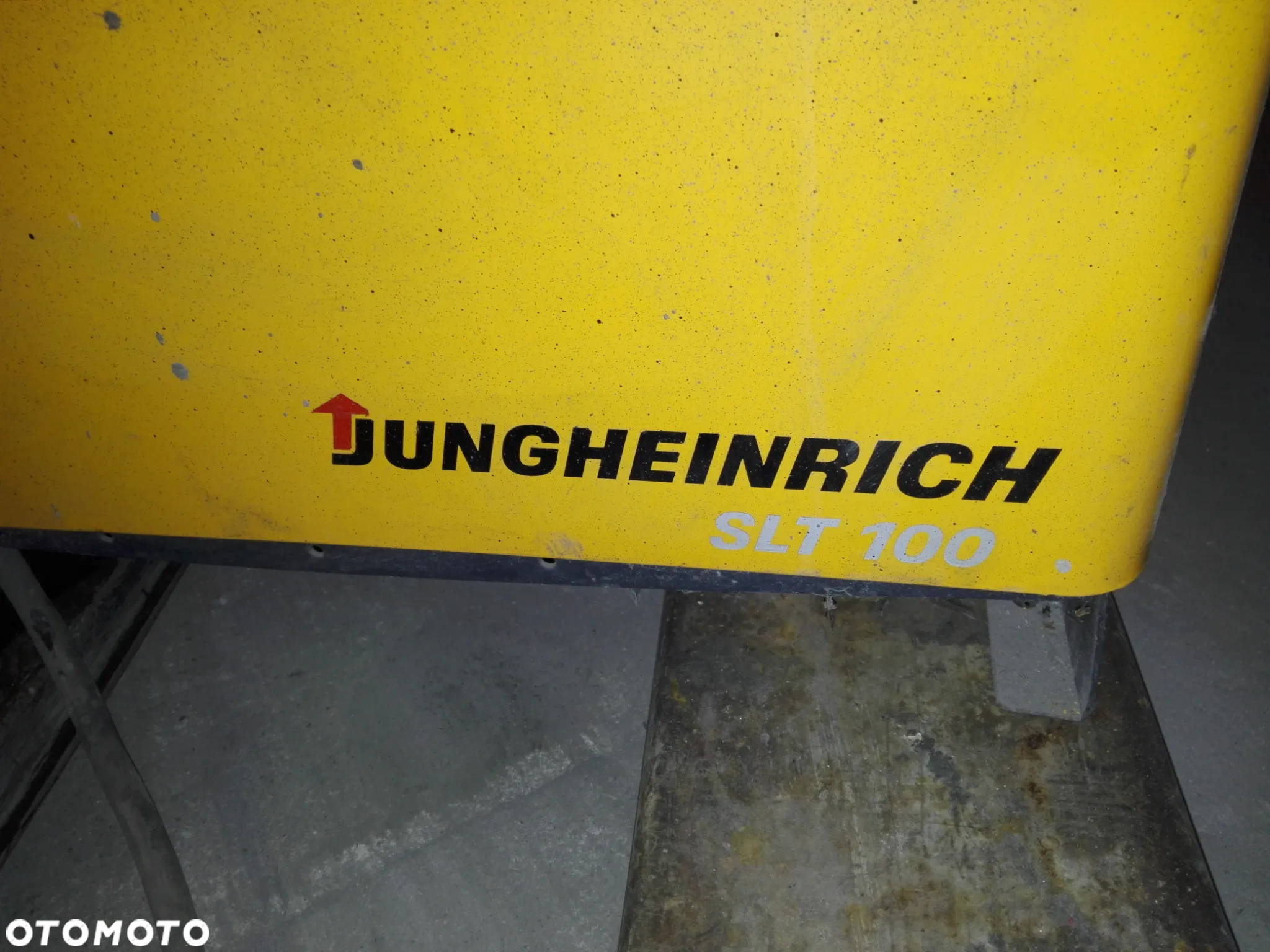 Jungheinrich SLT 100 prostownik ładowarka  48vwózka - 2