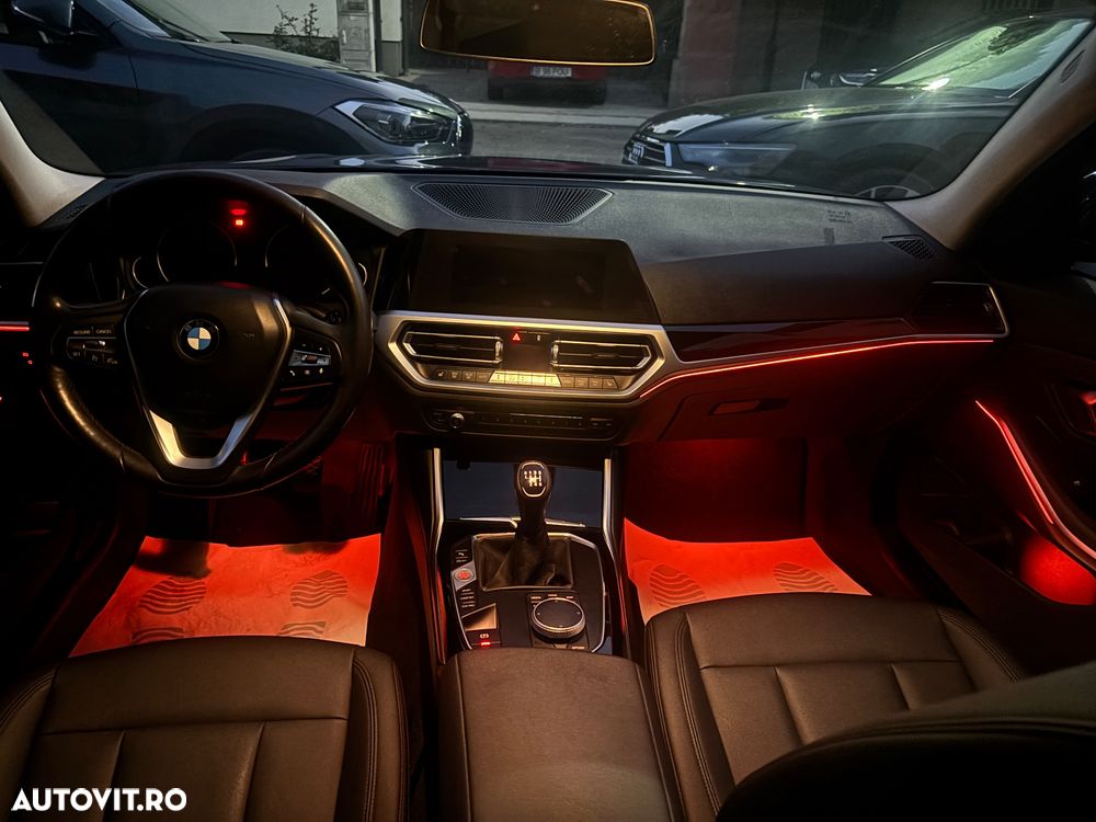 BMW Seria 3 318d MHEV - 20