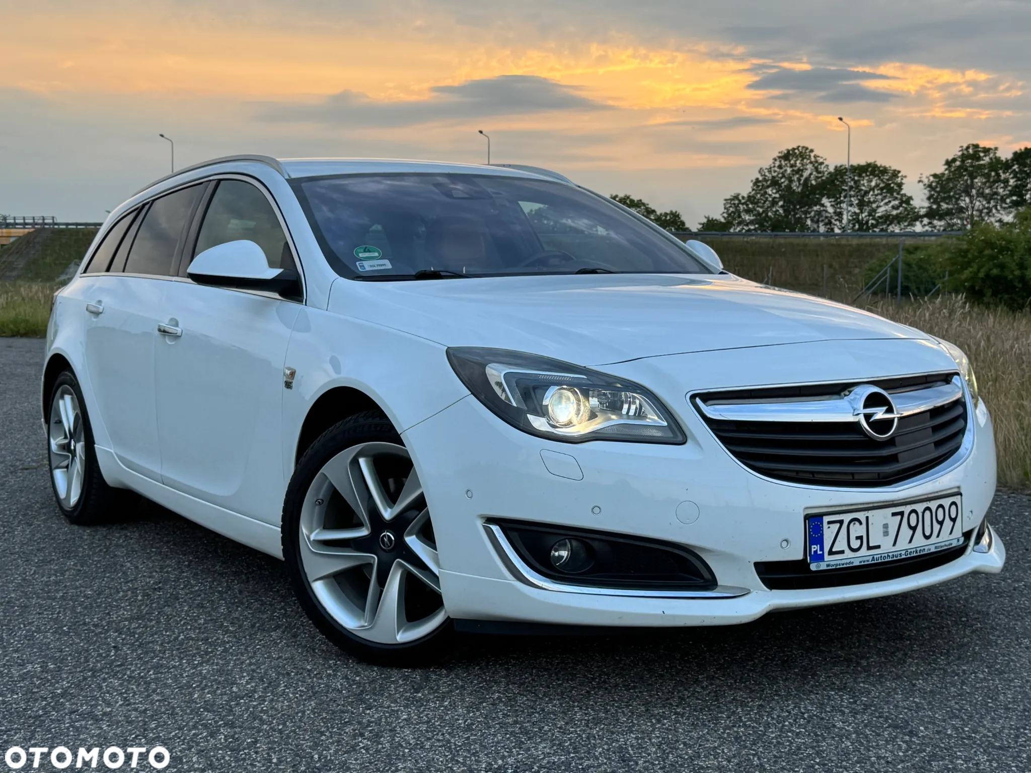 Opel Insignia - 4