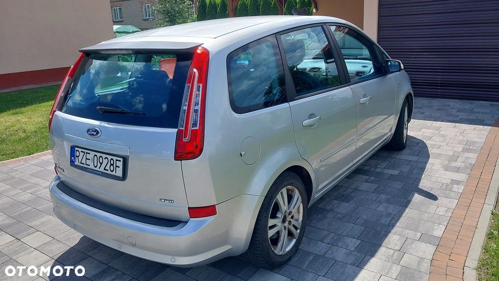 Ford C-MAX 2.0 Titanium - 12