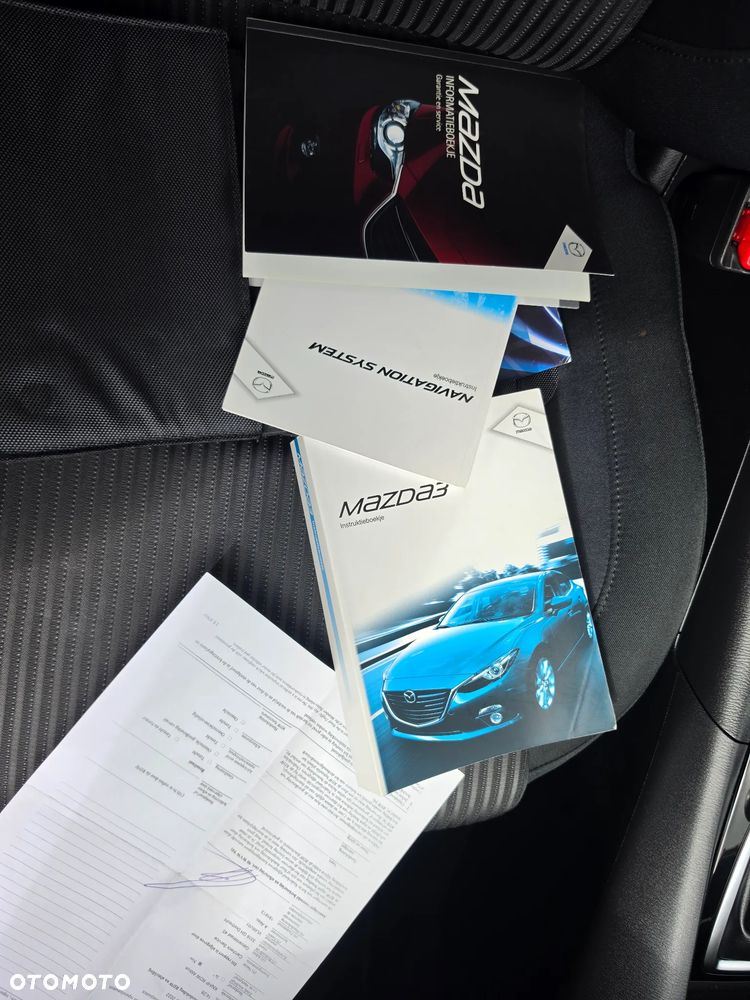 Mazda 3 - 25