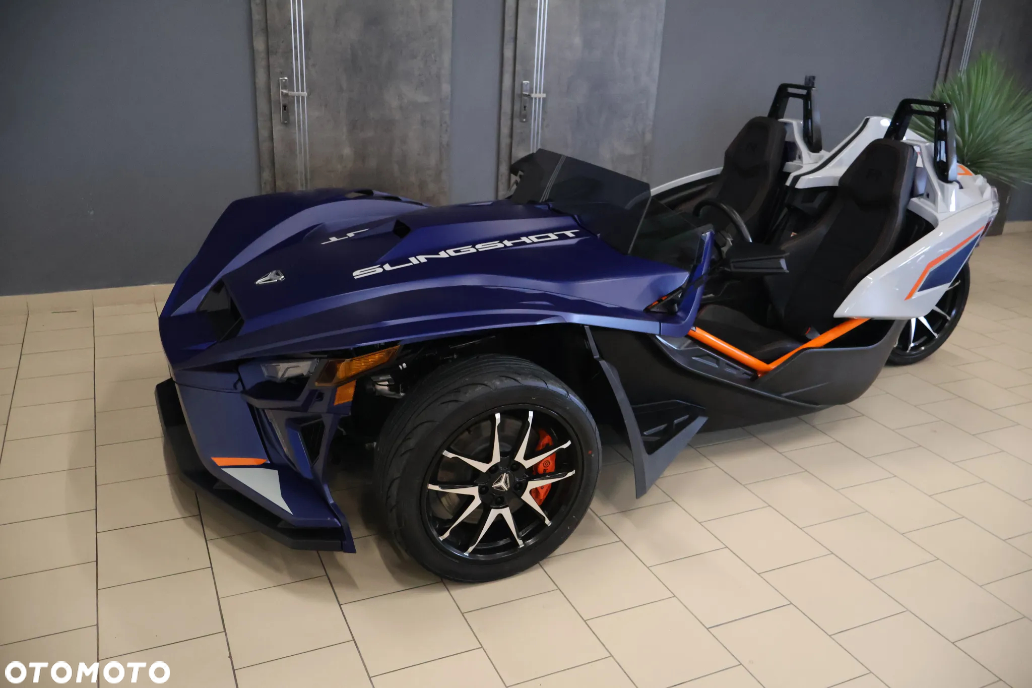 Polaris Inny - 28