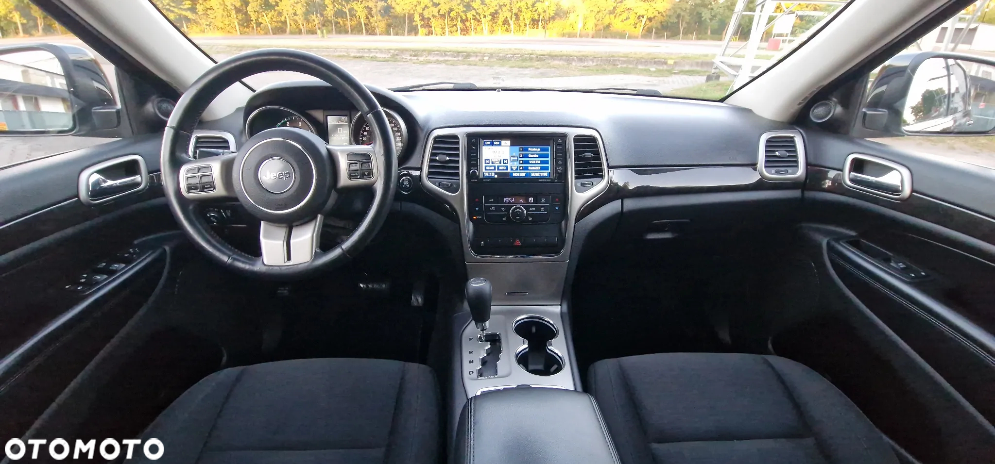 Jeep Grand Cherokee 3.0 CRD Laredo - 6