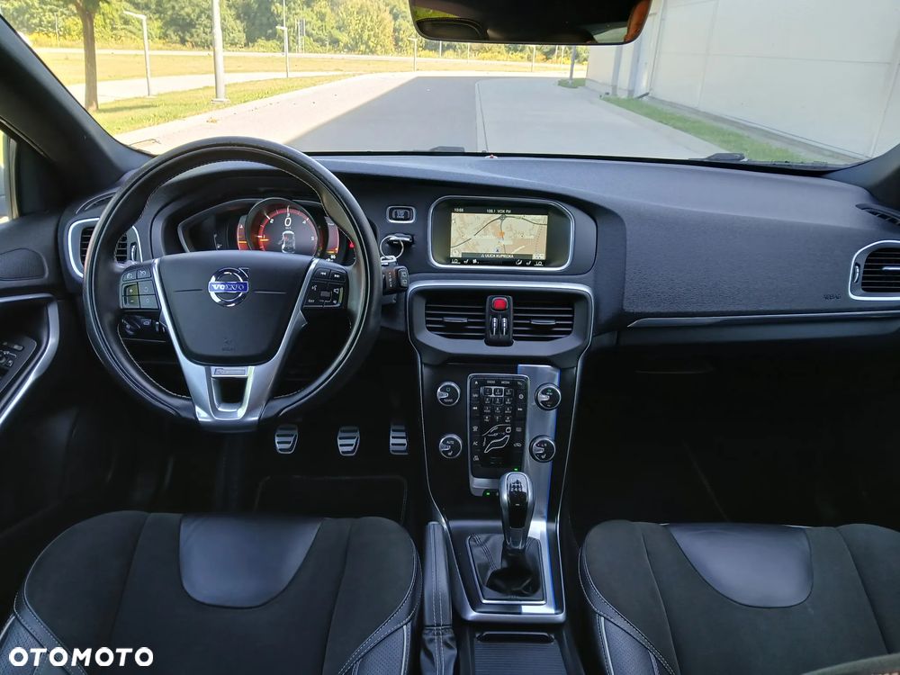 Volvo V40 D2 RDesign - 14