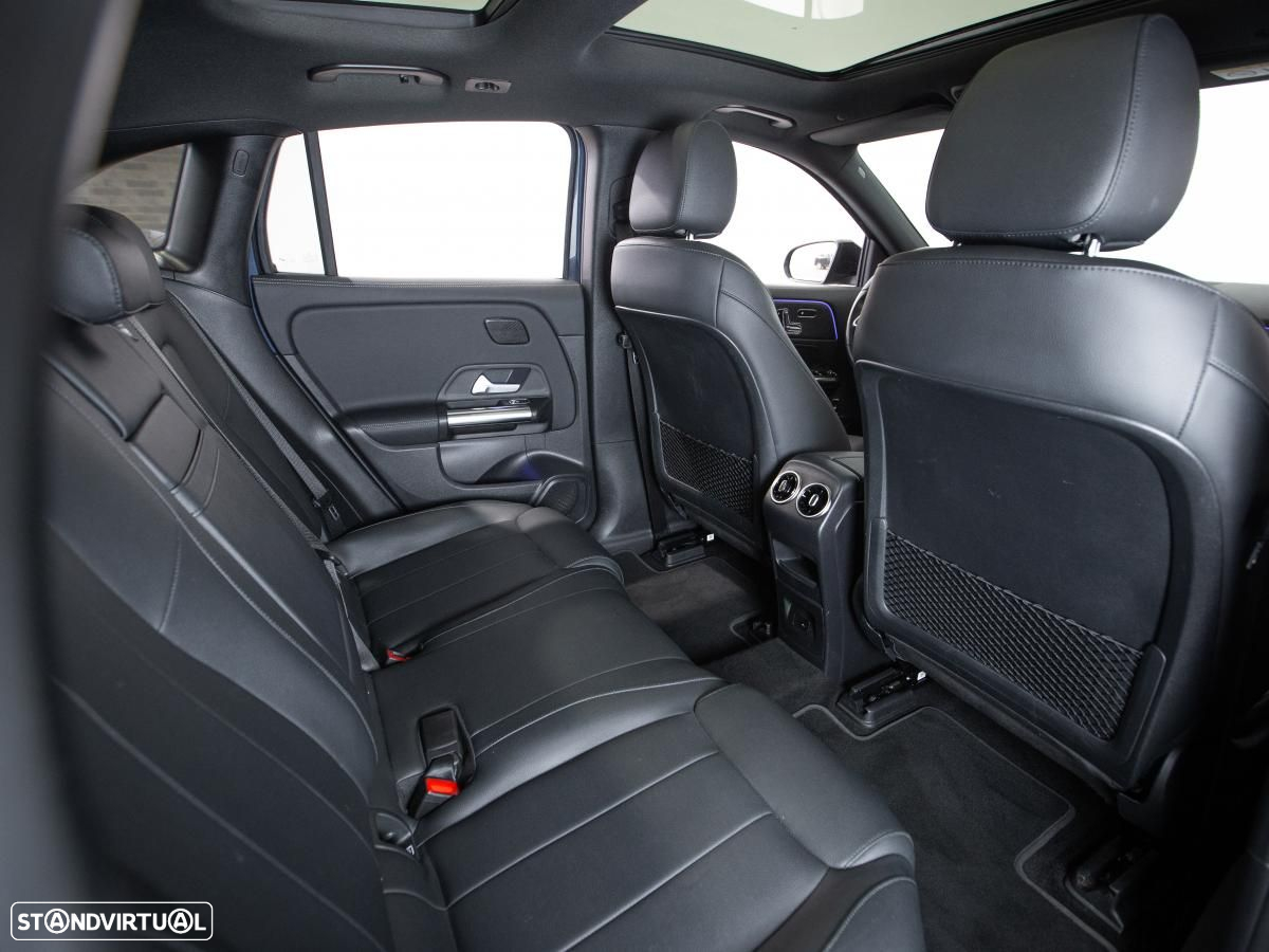 Mercedes-Benz EQA 300 4Matic Progressive - 12