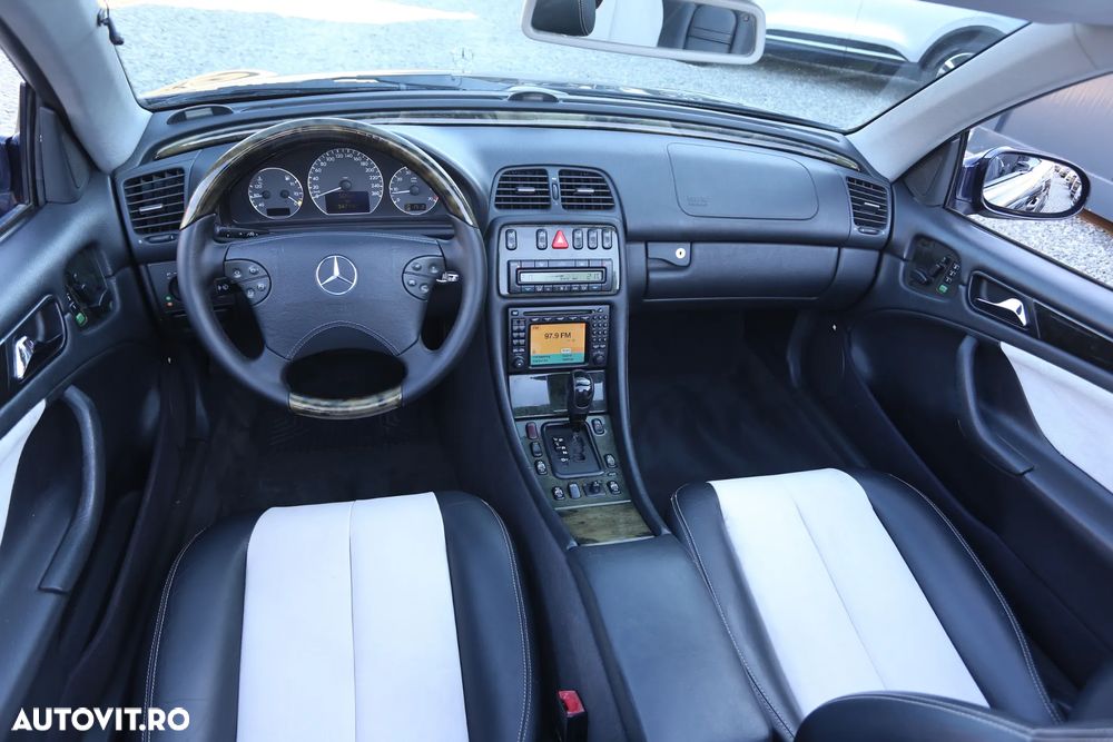 Mercedes-Benz CLK - 7