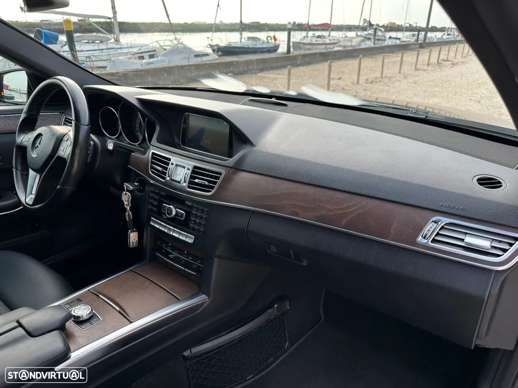 Mercedes-Benz E 300 Bluetec Hybrid Avantgarde - 31