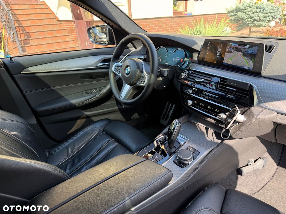 BMW Seria 5 520d M Sport Edition - 27