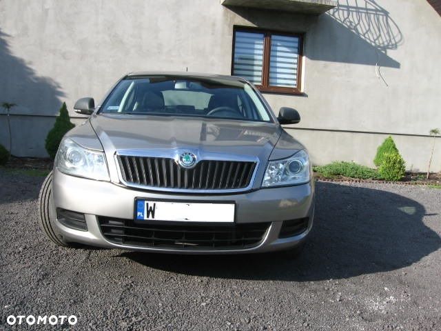 Skoda Octavia 1.6 Ambiente EU5 - 2