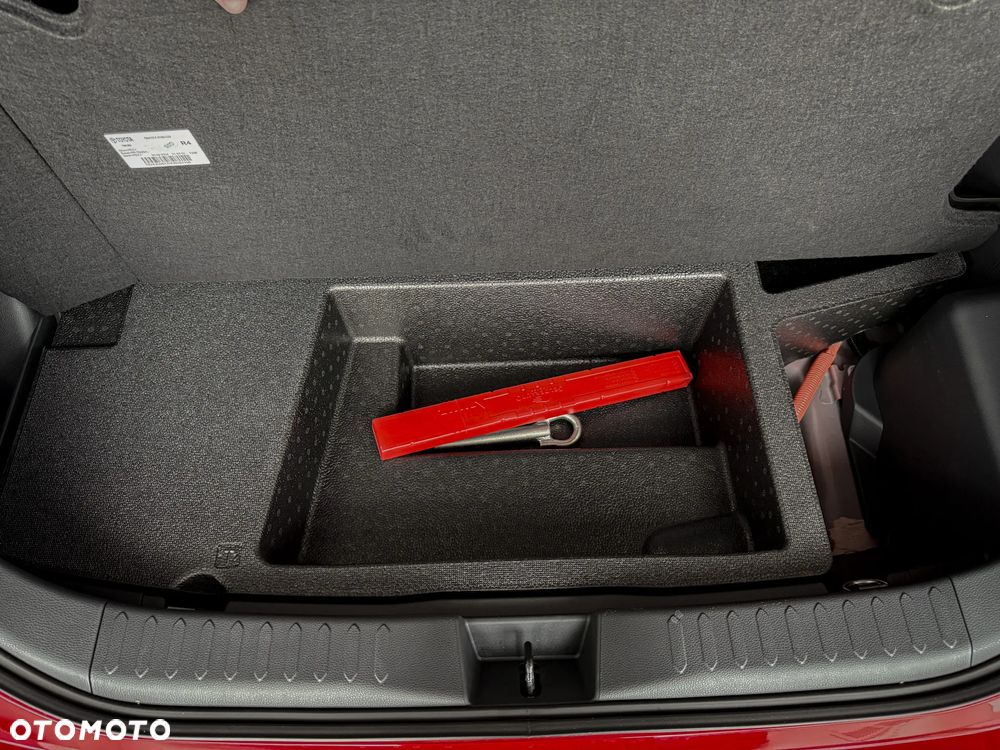 Toyota C-HR 2.0 PHEV Dynamic Force Executive - 20