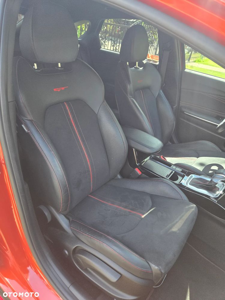 Kia ProCeed - 14