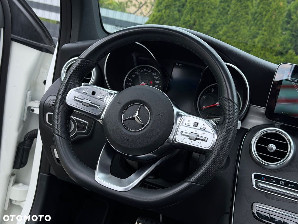 Mercedes-Benz GLC 300 de 4Matic 9G-TRONIC AMG Line - 26