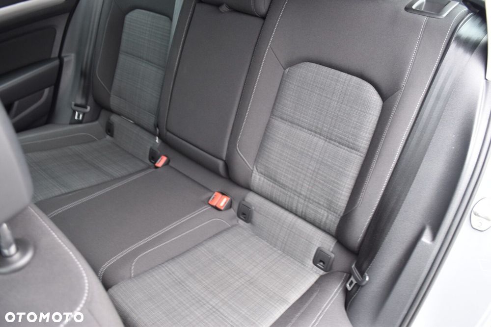 Volkswagen Passat 2.0 TSI Business DSG - 30