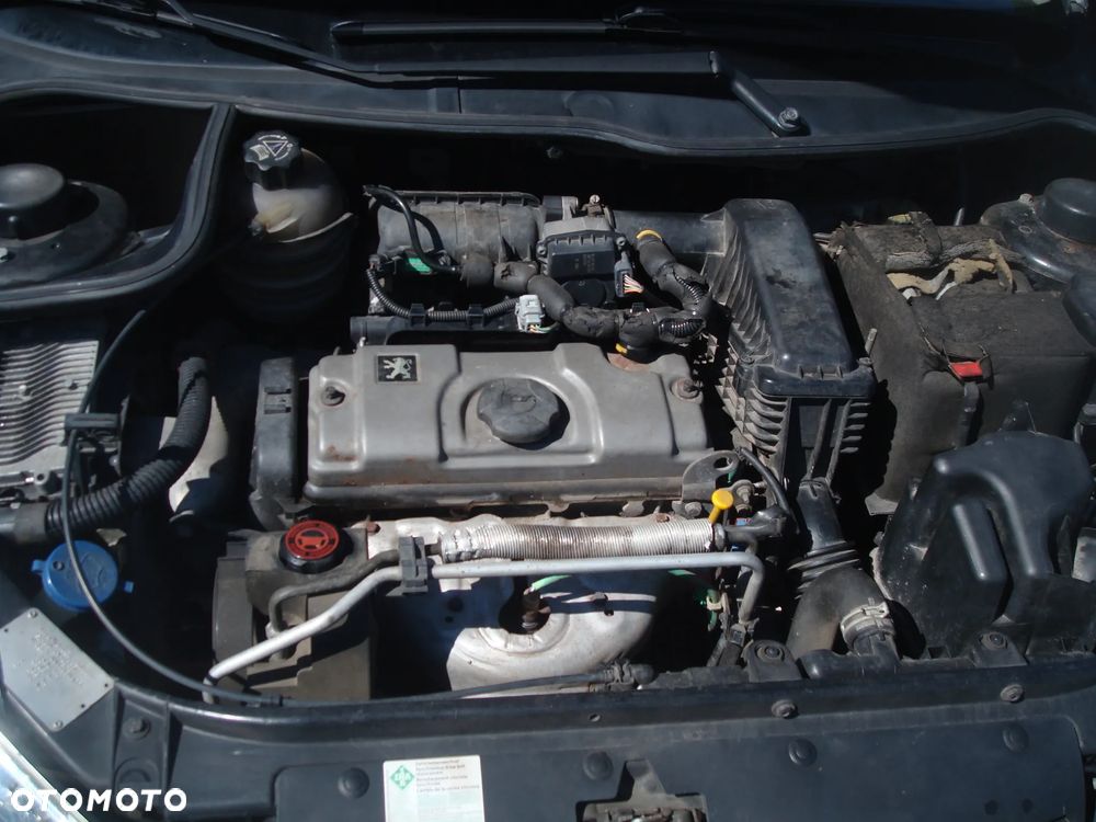 Peugeot 206 75 JBL - 16