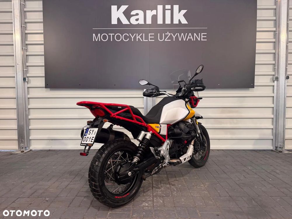 Moto Guzzi V85 - 3