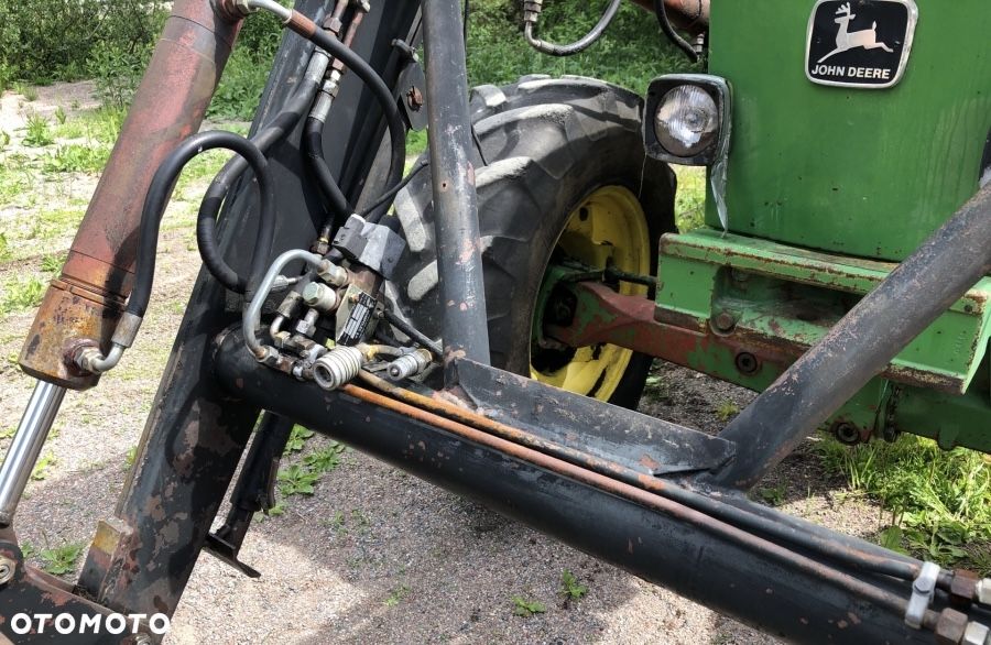 John Deere 2040 - 12