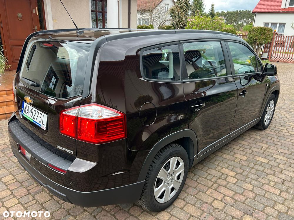 Chevrolet Orlando - 10