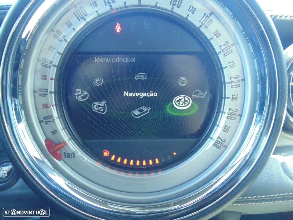 MINI Clubman Cooper D - 29