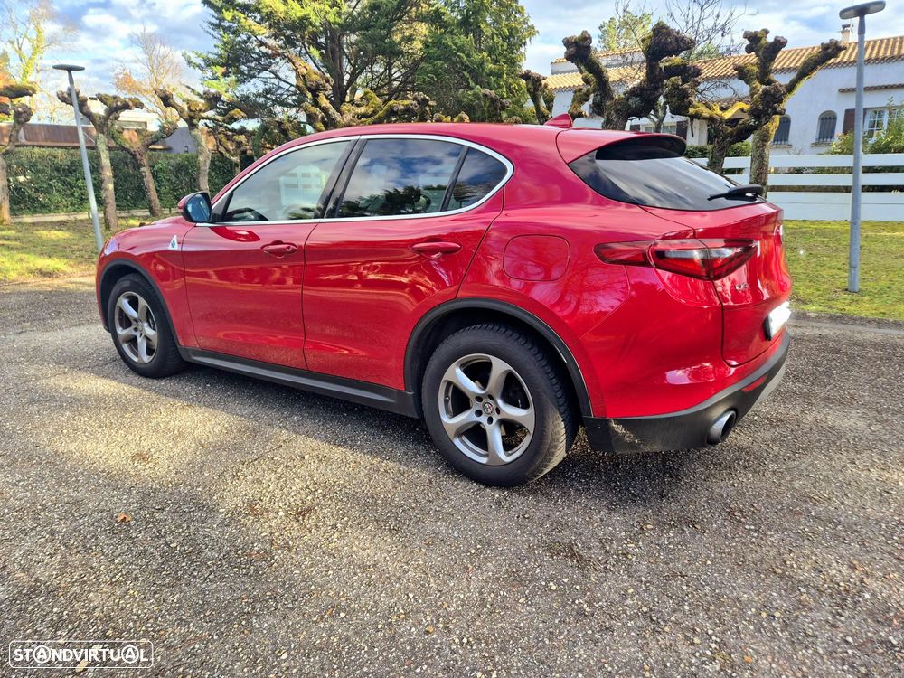 Alfa Romeo Stelvio - 3