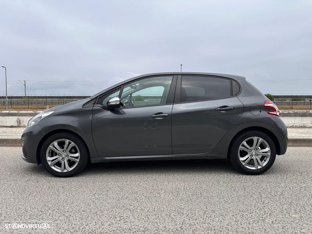 Peugeot 208 1.4 HDi SE Style - 8