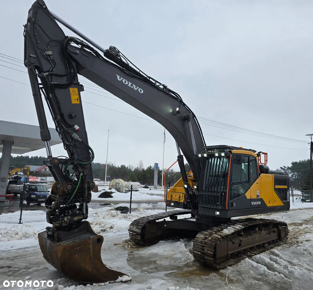 Volvo EC250EL - 3