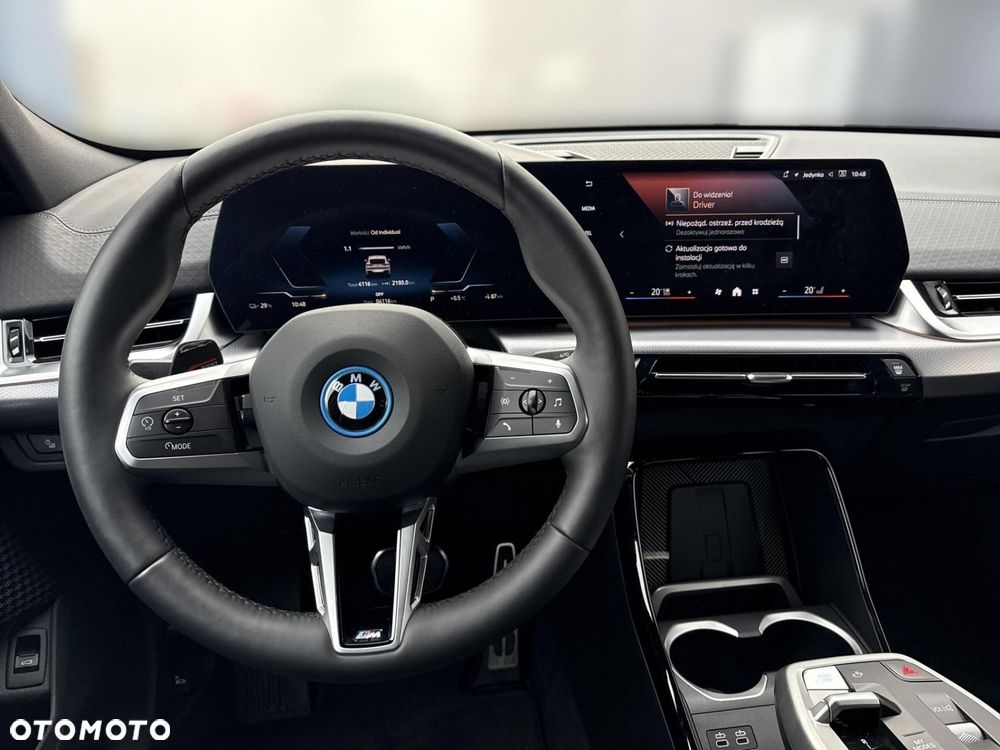BMW iX2 xDrive30 66.5kWh M Sport - 15