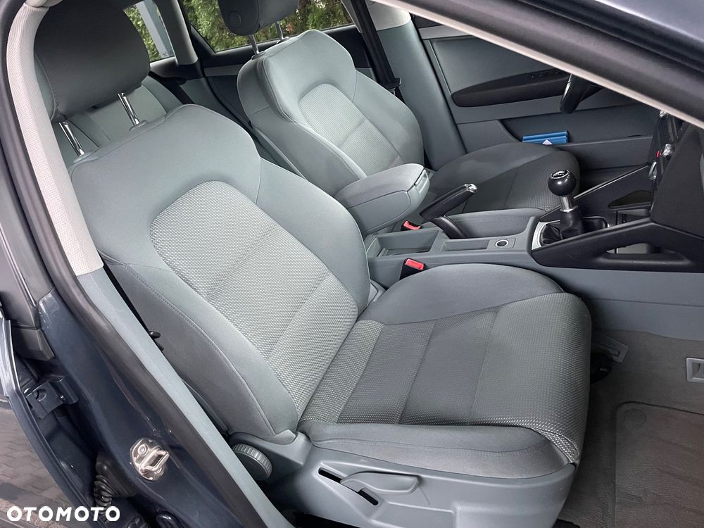 Audi A3 Sportback 2.0 TDI DPF Ambiente - 10