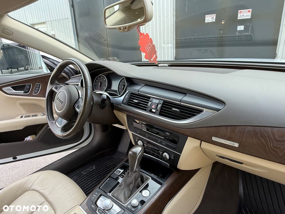 Audi A7 Sportback - 17