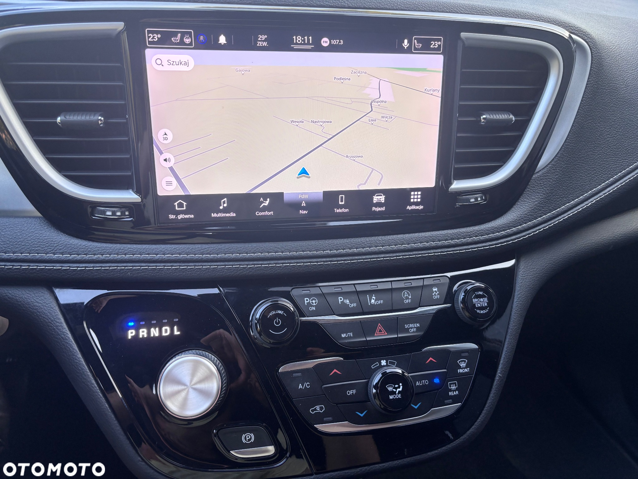 Chrysler Pacifica - 29