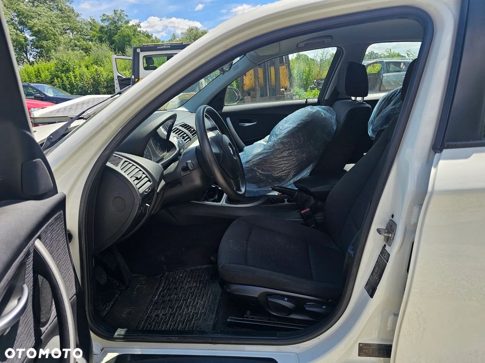 BMW Seria 1 116i - 5