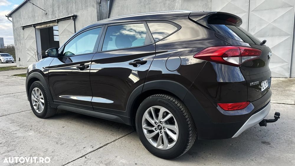 Hyundai Tucson 2.0 CRDI 4WD Automatik Advantage - 4