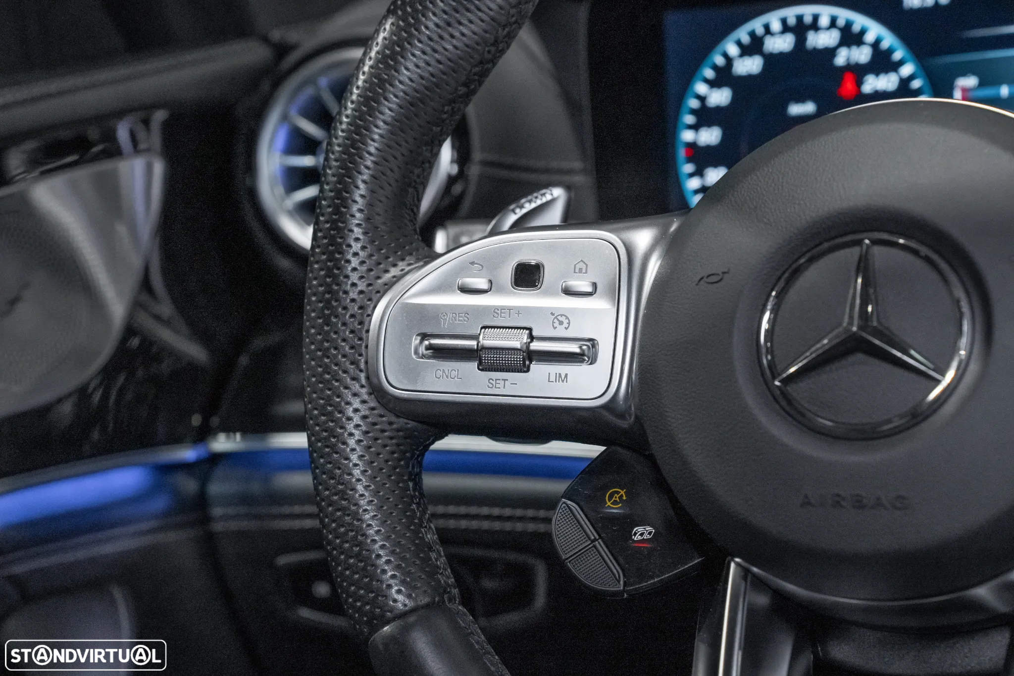 Mercedes-Benz AMG GT - 11