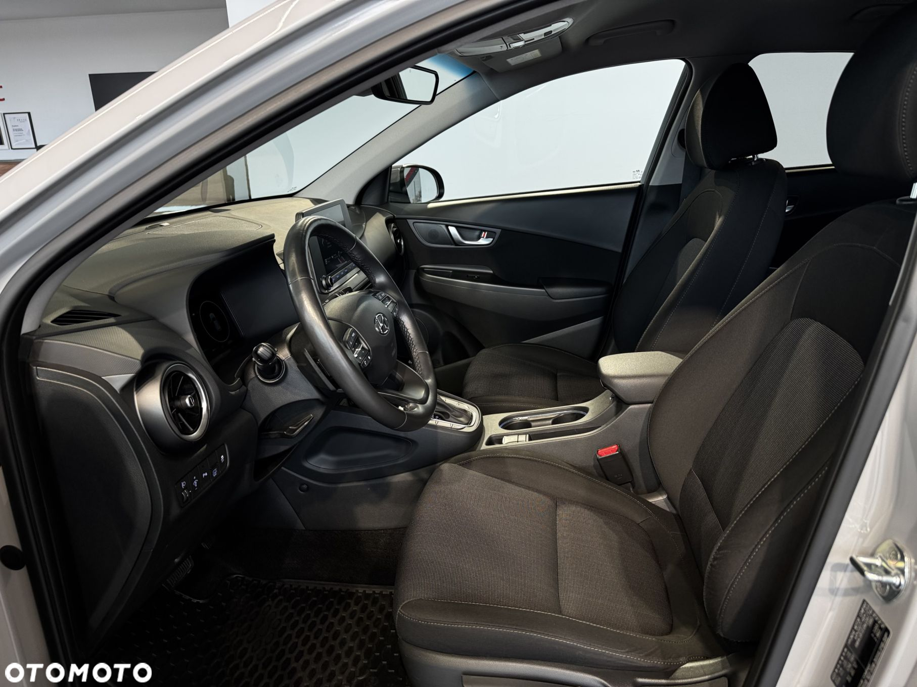Hyundai Kona - 14