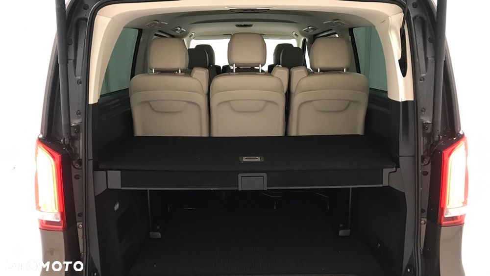 Mercedes-Benz Klasa V 250 (BlueTEC) d extralang 4Matic 7G-TRONIC Avantgarde Edition - 6