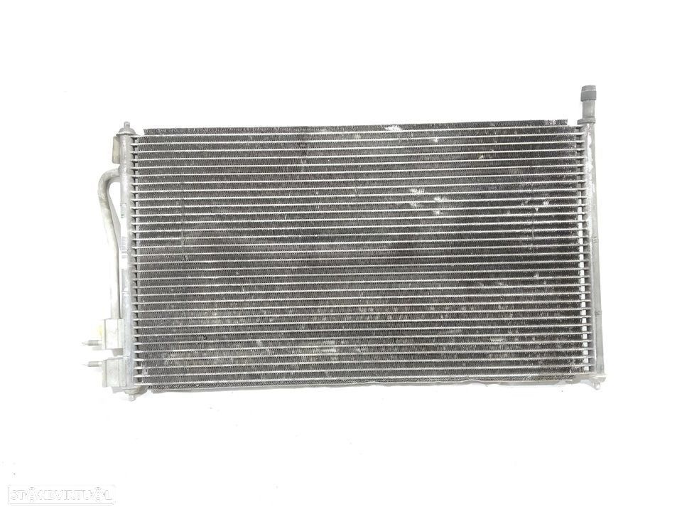 CONDENSADOR / RADIADOR AR CONDICIONADO FORD FOCUS SEDAN 2004 - 1