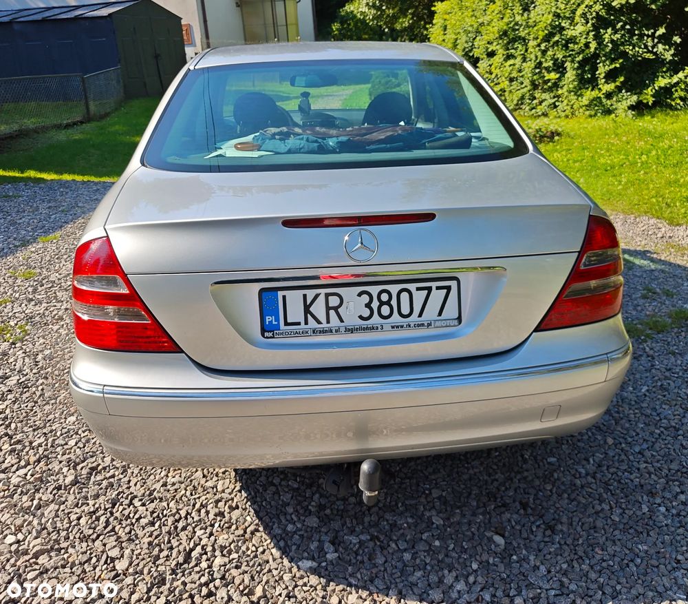 Mercedes-Benz Klasa E - 4