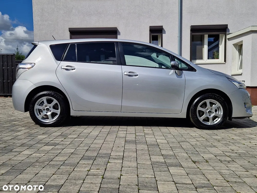 Toyota Verso 1.8 7-Sitzer Executive - 2