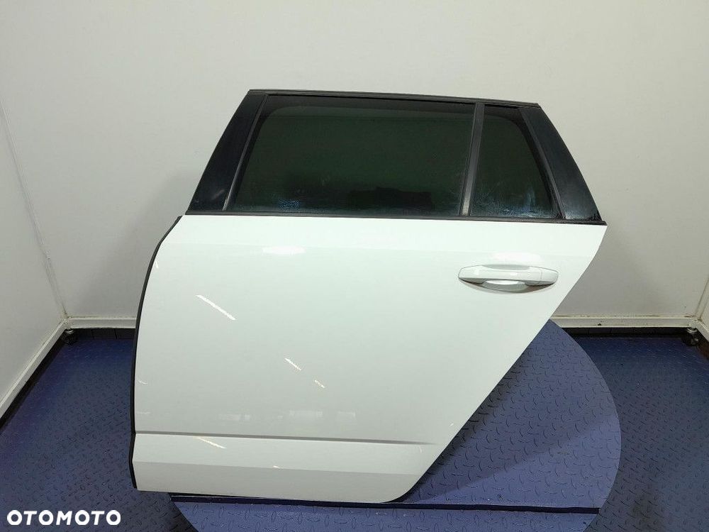 SKODA OCTAVIA III LIFT KOMBI DRZWI TYŁ LEWE LF9F - 1