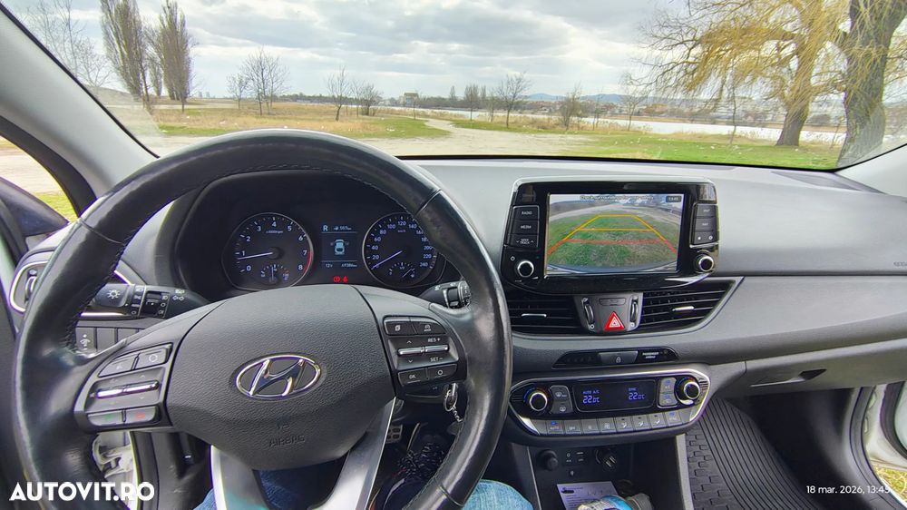 Hyundai i30 1.4 T-GDi 140CP 5DR Exclusive - 16