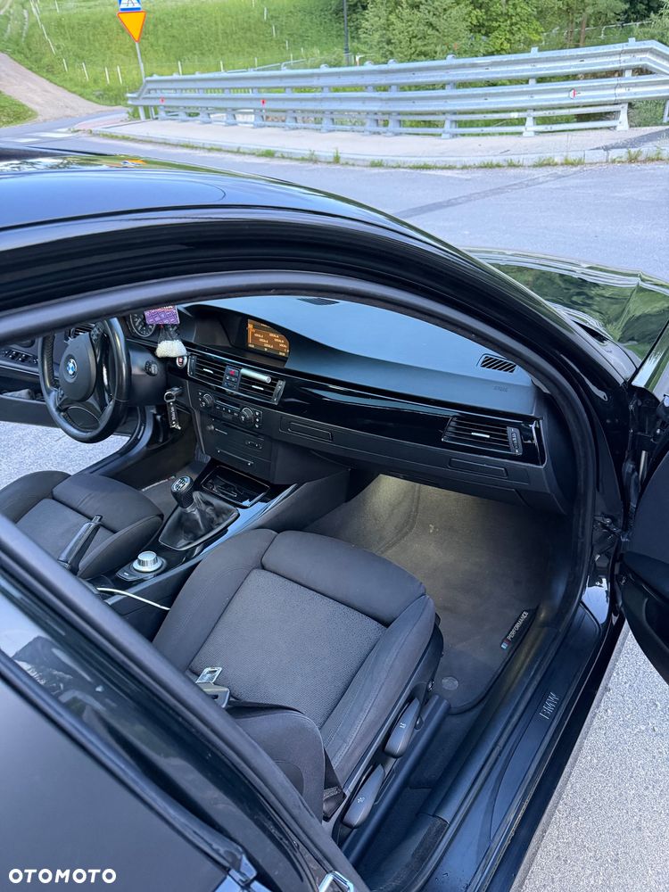 BMW Seria 3 325i - 7