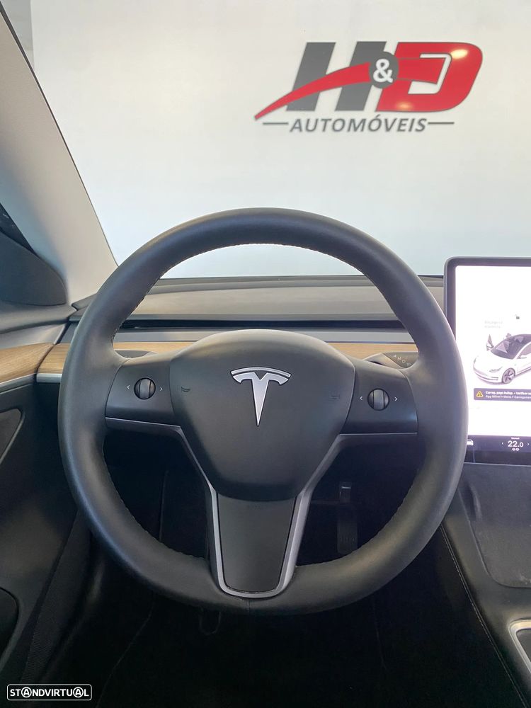 Tesla Model 3 Long Range Tração Traseira - 41