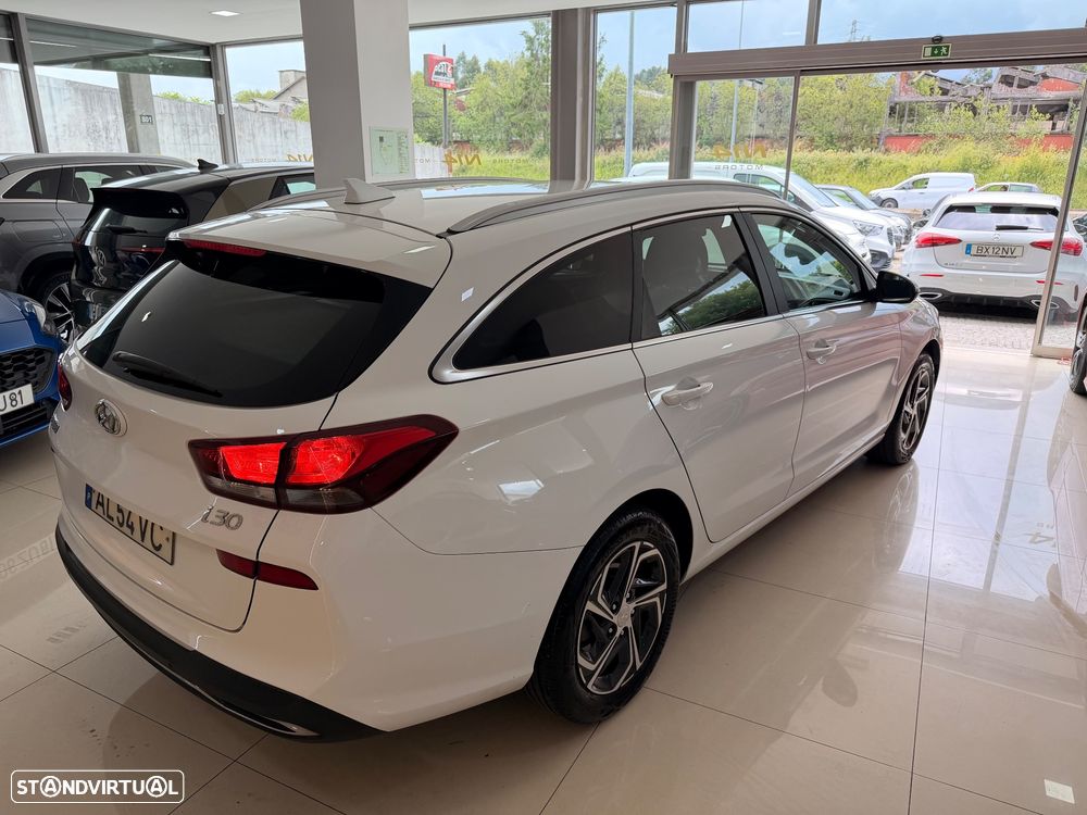 Hyundai i30 SW 1.6 CRDi Style+Navi - 6