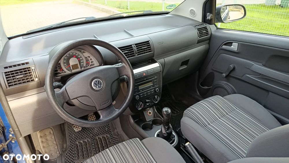 Volkswagen Fox 1.2 - 8