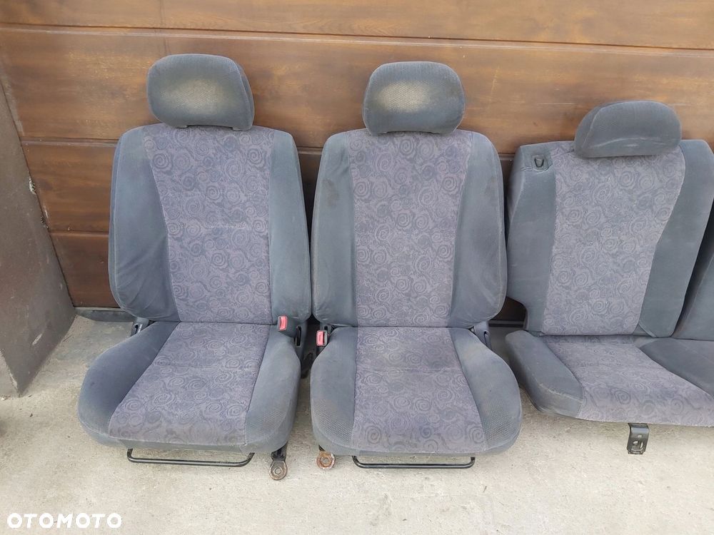 Toyota Corolla E11 fotel fotele 3D hatchback - 2